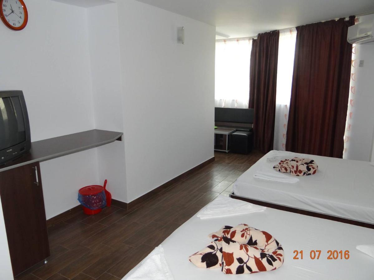Отель Casa Marea Neagra Костинешти Экстерьер фото